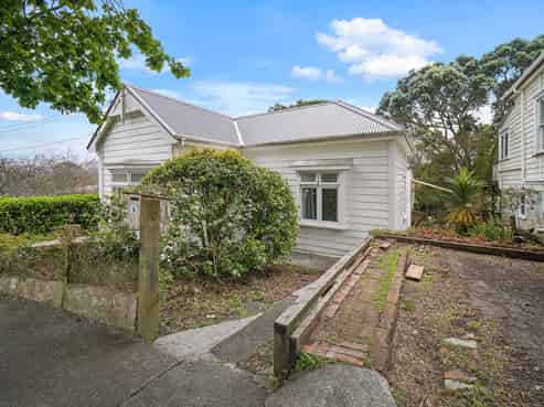 61 Second Avenue, Kingsland