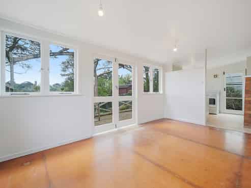 61 Second Avenue, Kingsland