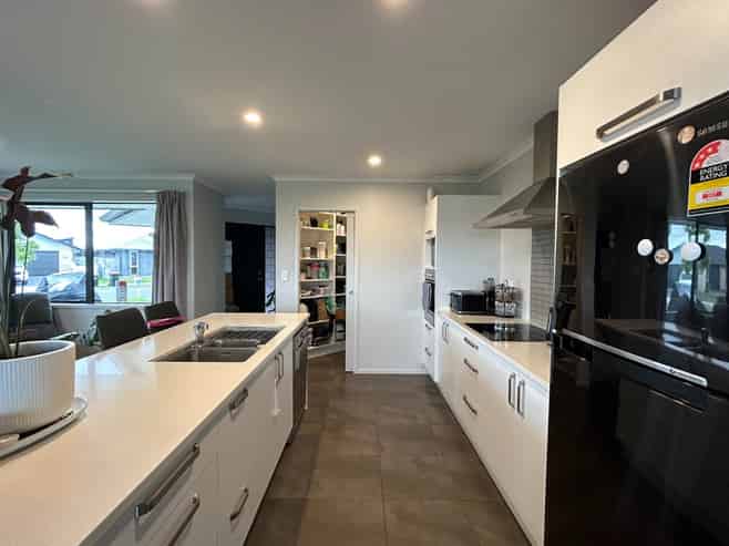 6 Piata Street, Papamoa