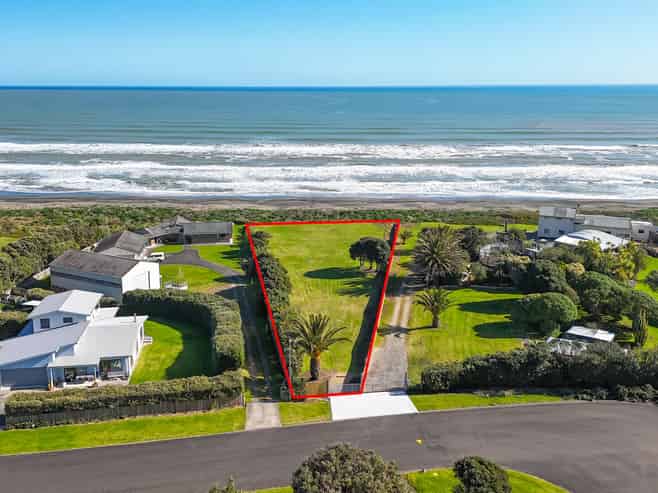 27A Longbeach Drive, Castlecliff