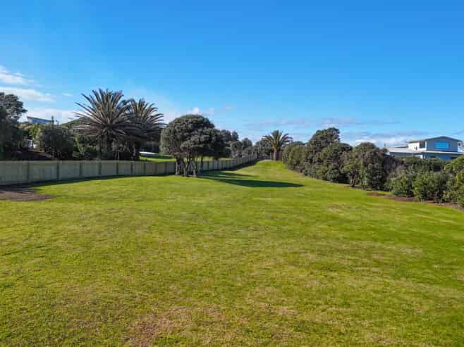 27A Longbeach Drive, Castlecliff