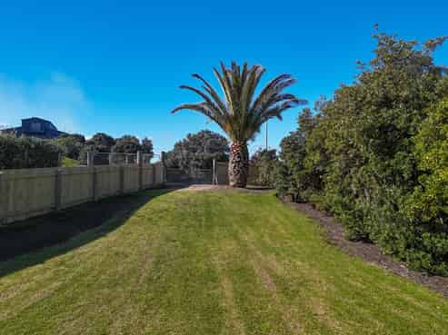 27A Longbeach Drive, Castlecliff
