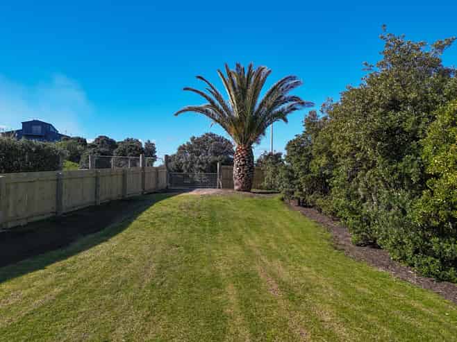 27A Longbeach Drive, Castlecliff