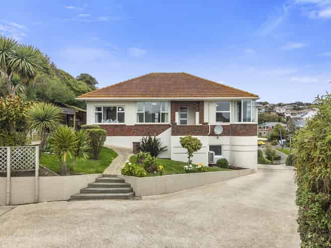 11 Sunbury Street, Andersons Bay