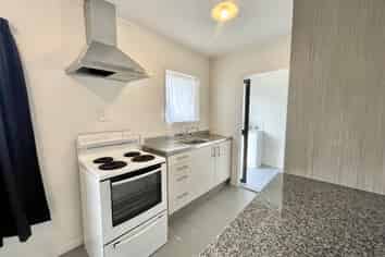 1/6A Druces Road, Wiri