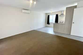 1/6A Druces Road, Wiri