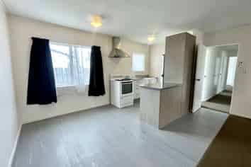 1/6A Druces Road, Wiri