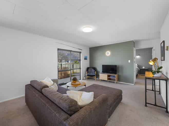 4/32 Brownston Street, Wanaka