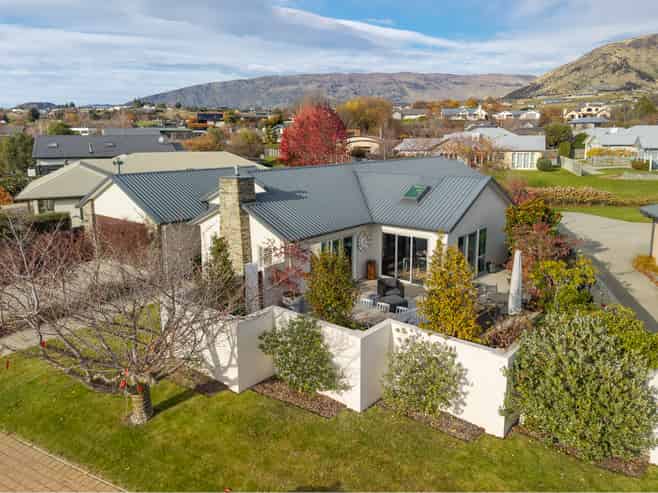 25 Stonebrook Drive, Wanaka