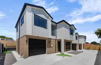 2/12 Mcleod Road, Weymouth