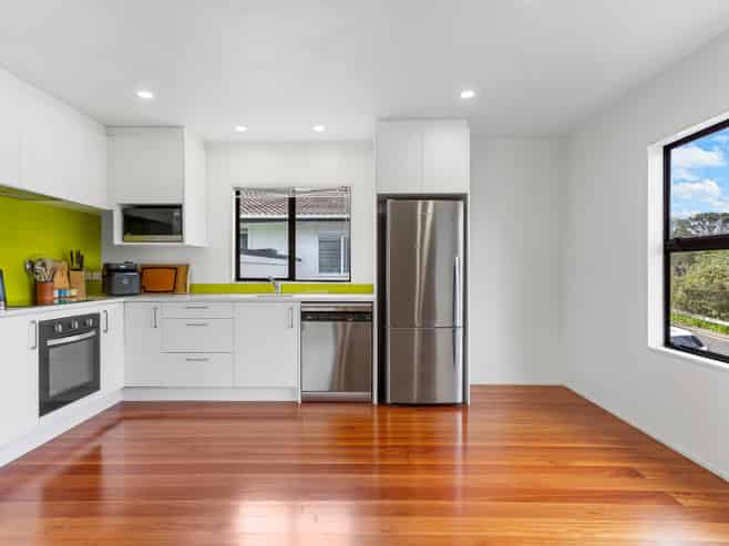 2/1 Recreation Drive, Birkenhead