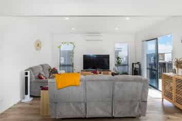 123 Tahere Road, Flat Bush