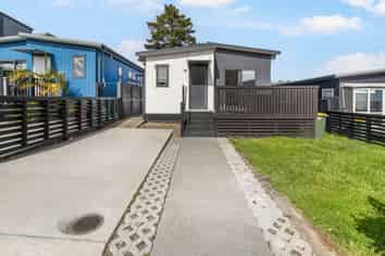 123 Tahere Road, Flat Bush