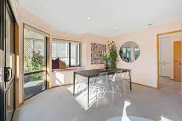 2-3 Scorian Close, Karori
