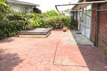 2/38 Galsworthy Place, Bucklands Beach