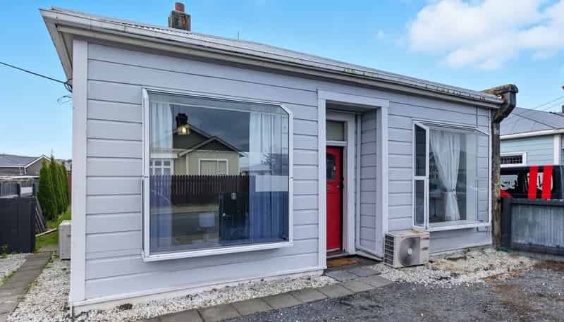 228 Oxford Street, SOUTH DUNEDIN