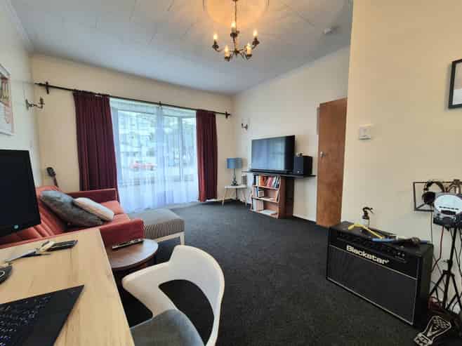 101 The Parade, Island Bay