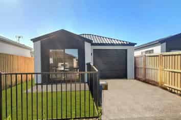 19 Chrysolite Place , Belfast