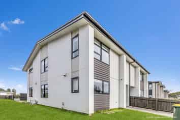 27 Discovery Place, Marfell