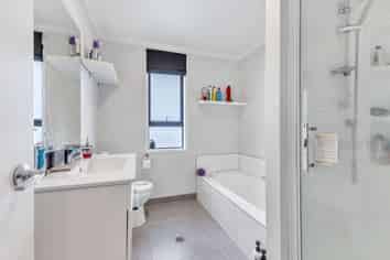 27 Discovery Place, Marfell