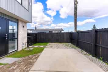 27E Von Sturmer Street, Mangere East