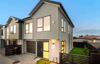 27E Von Sturmer Street, Mangere East