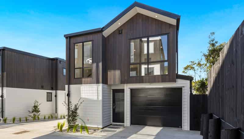10A Prince Regent Drive, Half Moon Bay