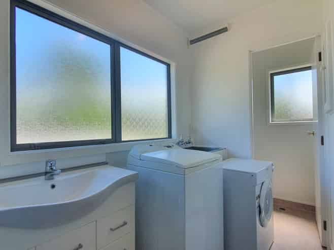 5/8 Western Springs Road, Western Springs
