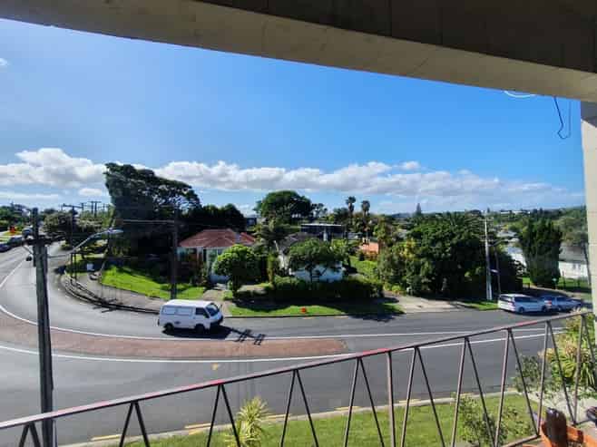 5/8 Western Springs Road, Western Springs