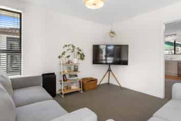 1/202 Grimseys Road, REDWOOD