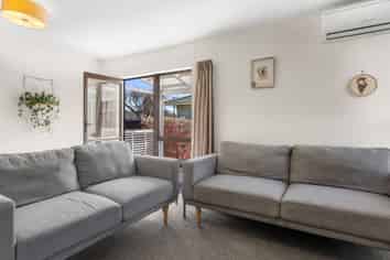 1/202 Grimseys Road, REDWOOD