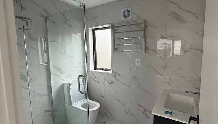 79C Bond Crescent, Forrest Hill