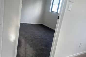 79C Bond Crescent, Forrest Hill
