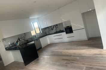 79C Bond Crescent, Forrest Hill