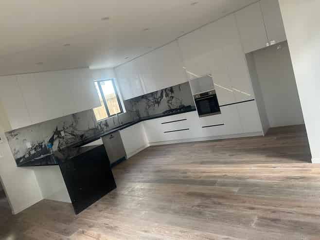79C Bond Crescent, Forrest Hill