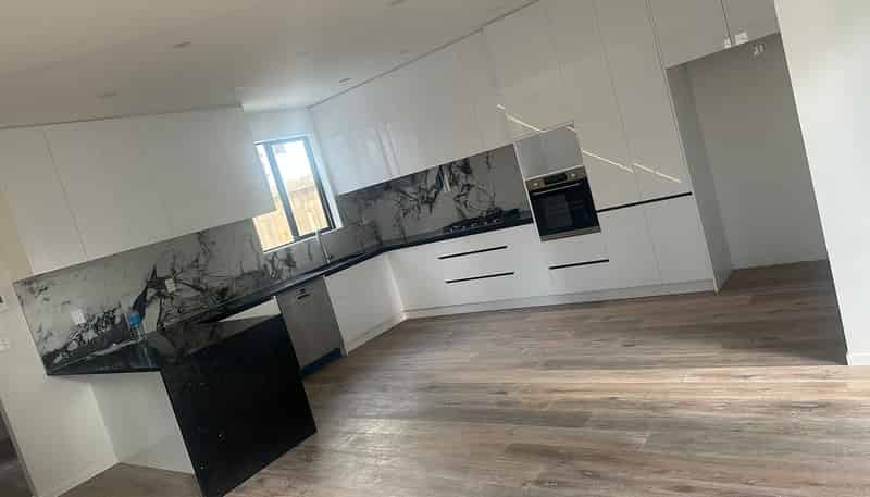 79C Bond Crescent, Forrest Hill