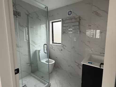 79C Bond Crescent, Forrest Hill