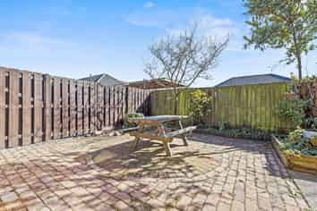 2/114 Warden Street, Richmond