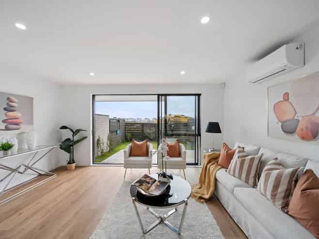 53 Paapakiri Loop, Takanini