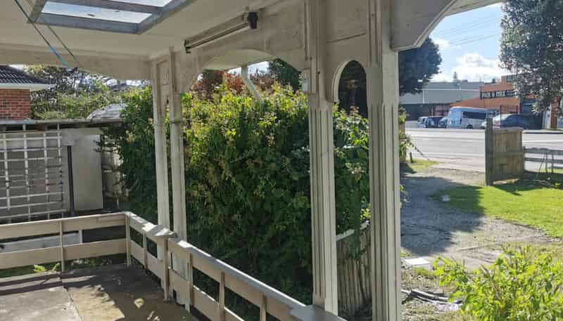 221 Great South Road, Manurewa
