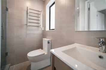 Auckland - Address withheld