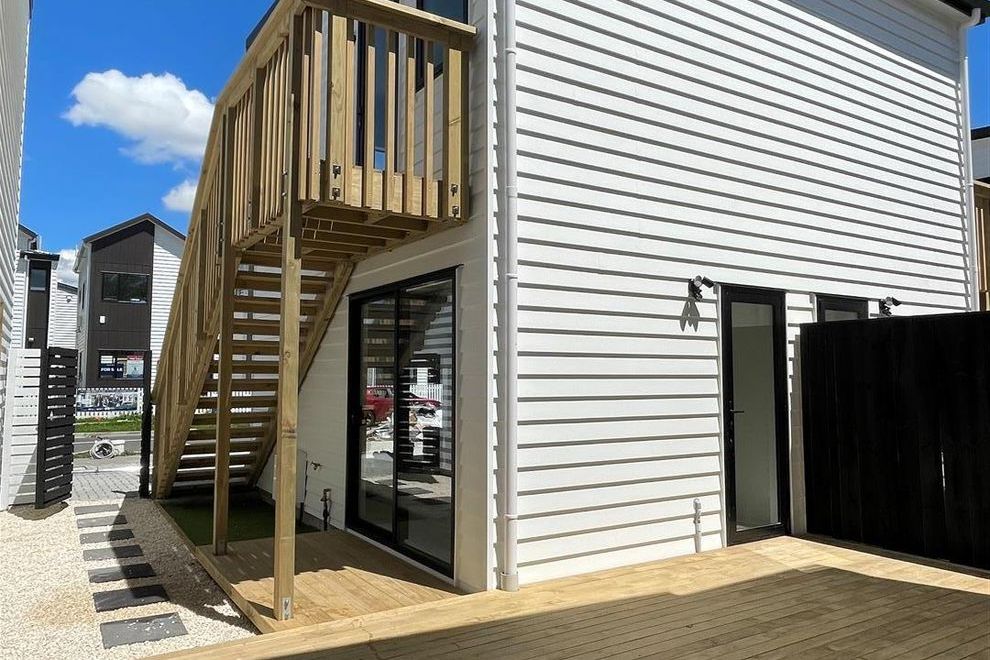 Modern 4 Bedroom -Main house plus one loft – pohled 3