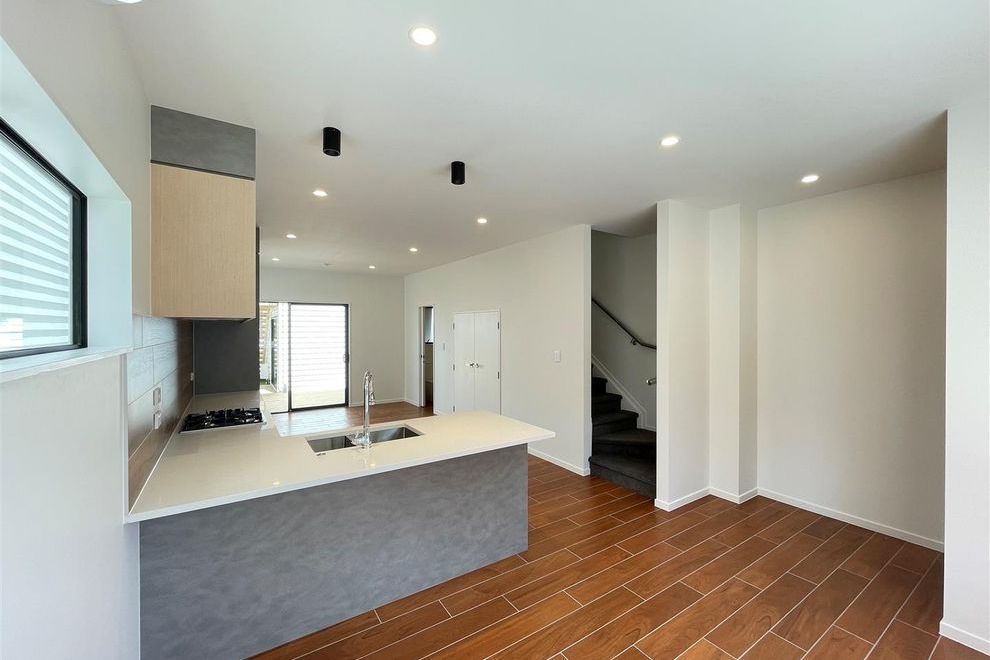 Modern 4 Bedroom -Main house plus one loft – pohled 5