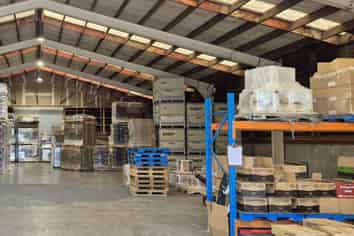 High Stud | Clear Span | Central Location Stoke