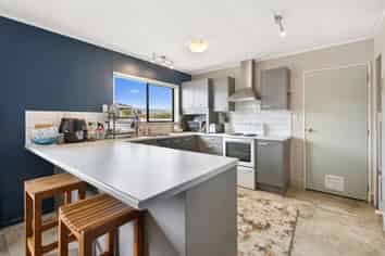 25A Larch Street, Victoria
