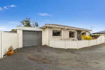 25A Larch Street, Victoria