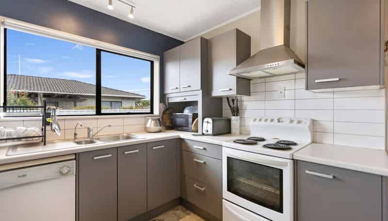 25A Larch Street, Victoria
