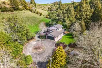 1733 Ararimu Road, Hunua