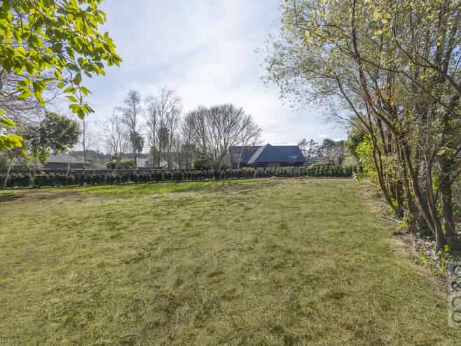 25 Elliot Street, Riverhead