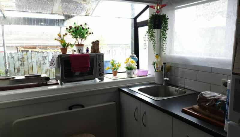 Downstairs/1  Glenbervie Cres, Massey